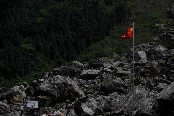 2012年4月26日，在汶川地震四周年前夕，记者重访北川老县城地震遗址。图片作者:CFP/CFP