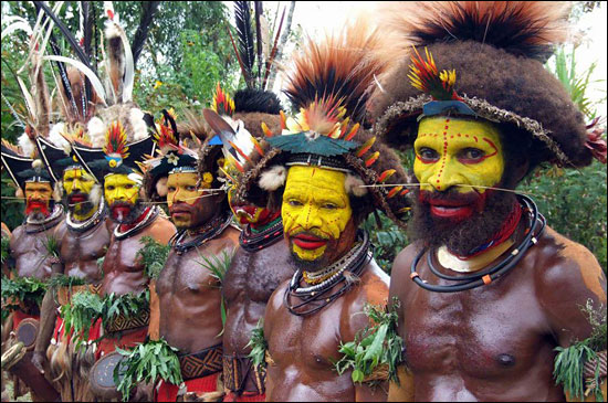 新几内亚人种图片